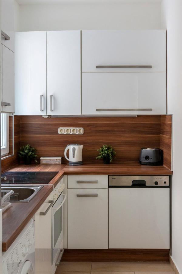 Deluxe Cozy Home In The Heart Of Будапеща Екстериор снимка